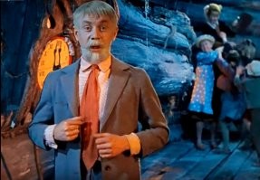 Это наша бабка.