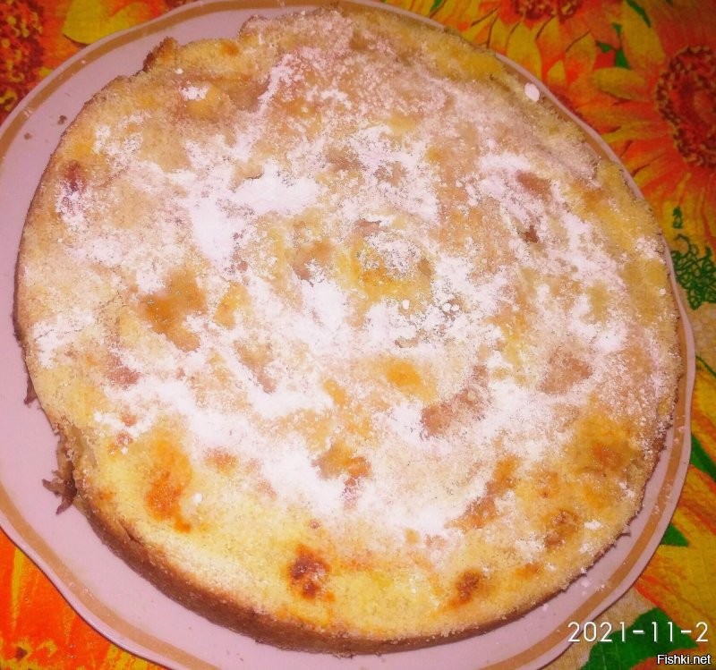 Вчера только шарлотку и овсяное печенье с изюмом