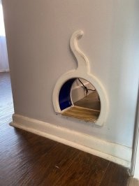 Плюс постоянный сквозняк, минус шумоизоляция