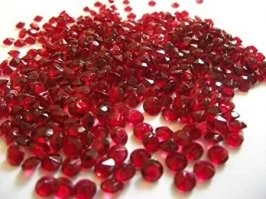 Красные бриллианты до смешного редки? По фото не скажешь...))