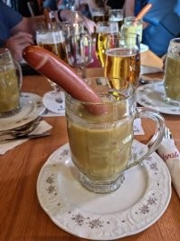 А это "пиво" уже точно кто-то пил...