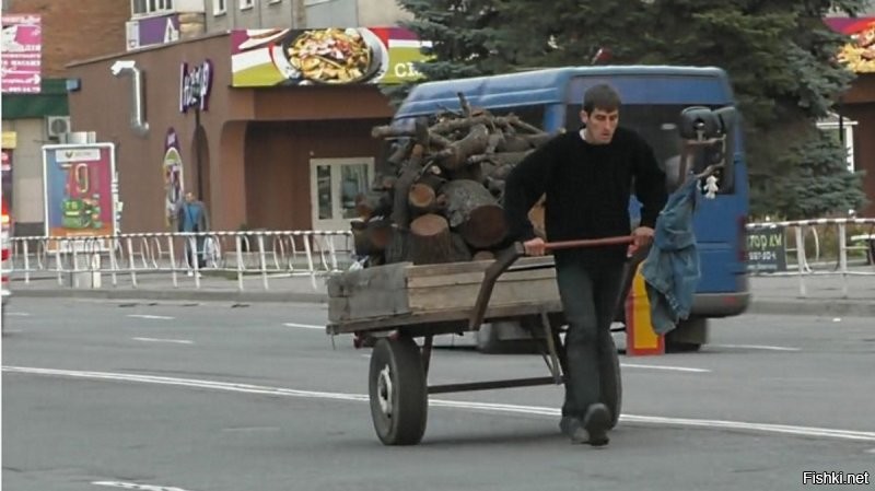 у нас в городе есть Саша-грузовик