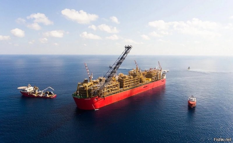 Плавучий СПГ-завод Prelude FLNG. 488м