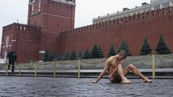 ВпеХёд сеХёжа на кХлемаль!  Не забудь взять молоток и гвозди.