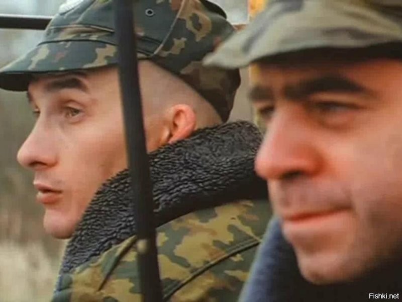- Видишь сурик? И я не вижу. А он есть.