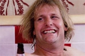 18&nbsp;человек, которые воссоздали фотографии из&nbsp;своего прошлого