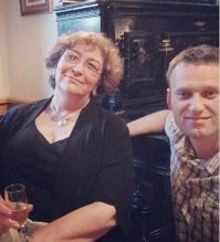 Счастливые пары, где женщина намного старше