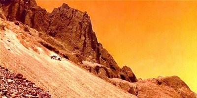 Почти все фантастические марсианские ландшафты были воссозданы в миниатюре с помощью специалистов NASA. p.s. на первом фото-пустыня в Мексике, где снимали финальную сцену.