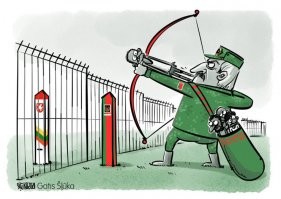 Группа мигрантов из Белоруссии прорвалась через ограждение в Польшу