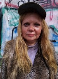 Это что нужно нажрать в первое свидание за 9.200??? И что за Снежана за 1.500 в час?