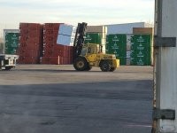 "Нам кузов не нужен, нам смелости хватит"

О чём это вообще? Какой кузов?