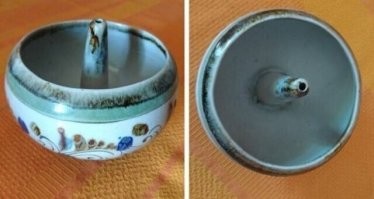 Мне кажется это пепельница , а не шкатулка для украшений только верхней части нет.