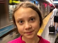 Потрясающее сравнение глубин морей и океанов