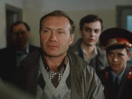 Одной фобией больше: девушка нашла скрытую камеру в съёмной квартире