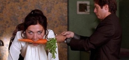 Зачем понимать. Как в фильме "Секретарша" - морковку в пасть, седло на спину и помчались