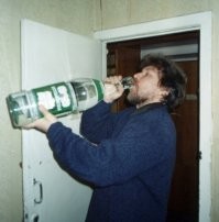 На дне вкуснее: как пьют воду некоторые лошади 