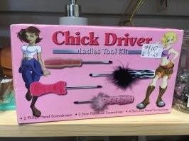 Вместо "чик" прочитал "дик"