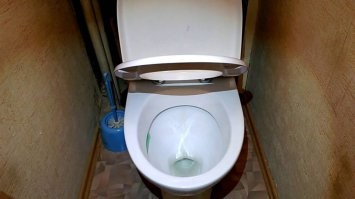 Только пейзаж за окном другой...