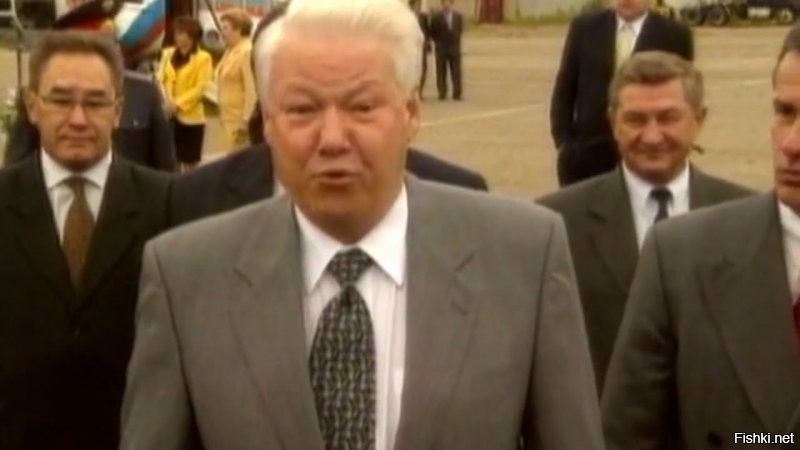 ВАНО, ПРЕДЛАГАЮ ТЕБЕ ТЕМУ:
В ЧЕМ ПРИЧИНА НЕДОВЕРИЯ НАСЕЛЕНИЯ ПРАВИТЕЛЬСТВУ и власти ?
ПОЧЕМУ РОССИЯНЕ НЕ ПРИВИВАЮТСЯ, что с ними не делай ?
ПОЧЕМУ НЕ ИДУТ В ПЕНСИОННЫЕ НЕГОСУДАРСТВЕННЫЕ ФОНДЫ ?
ОТВЕТ ПРОСТ
Патамушта уж столько раз наёпывали население - что все зачатки доверия сдохли напрочь.
Навсегда.
Лично помню, как вот этот товарисч всей стане по ТВ пообещал: ДЕВАЛЬВАЦИИ НЕ БУДЕТ
В начале августа 1998 года
И после этого население должно кому-то верить ?????