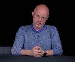 Подросток на самокате выехал на дорогу и был сбит лесовозом