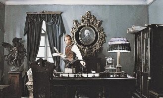 С чужого плеча: «кочующие» наряды актеров из любимых советских фильмов