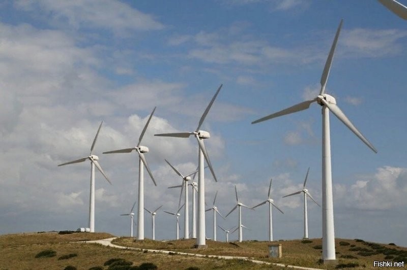 Двухмегаваттный ветряк состоит из 260 тонн стали, для производства которой требуется 300 тонн железной руды и 170 тонн коксующегося угля. Ветряк может вращаться до тех пор, пока не развалится, но он никогда не выработает столько энергии, сколько было вложено в его изготовление .

Все что нужно знать о зелёной энергетике