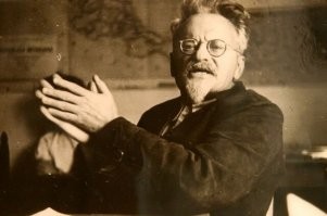 По данным «Сбера», у российского среднего класса выросли доходы и сбережения