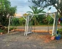 Мндааа... На таких качелях можно улететь оооочень далеко
Крылаааатые качееели....