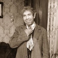 седиба Исса ... 
Прям невеста для Полиграфа