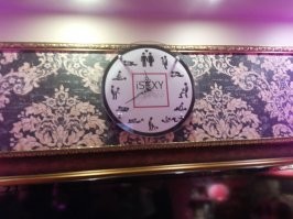 у нас такие уже лет 5ть в интерьере