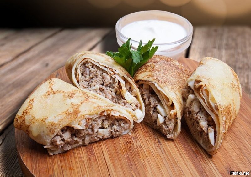 Люблю только с мясной начинкой.