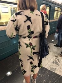 Судя по перебинтованной ноге, может он ничего другого одеть не может?
Мы ж не знаем что там под халатом.