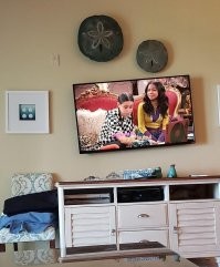 Причём наклона показалось мало, пришлось не только горизонт завалить, а ещё и картину повернуть.