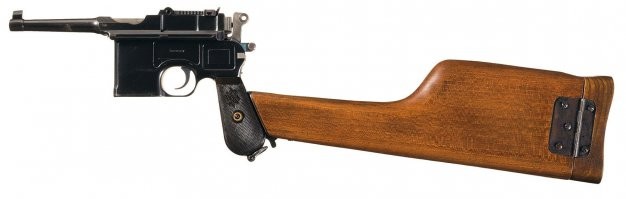 Китайцы тут вовсе не причем. Сам маузер оснащался деревянной кобурой, которая превращалась в приклад. А эта модификация был просто экспериментом. Их выпустили меньше тысячи.