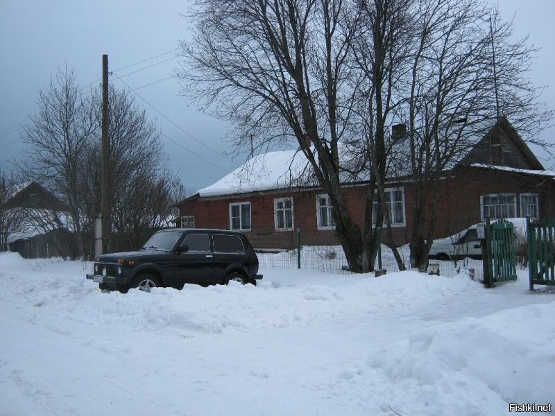 Ага. 
И свежо-свежо, и запах особенный, почему-то прелой травой откуда-то тянет. А потом придёшь домой, а там стол накрыт с блинами, чаем и всей семьёй))