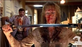 от этих чуть под стол не завалился