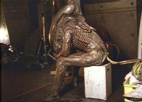 Чужой в перерыве