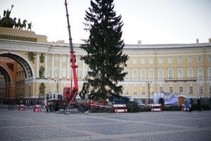 Главная ёлка в Питере за 13.000.000 рублей!
:))))))
Это другое, это надо понимать! :)))))