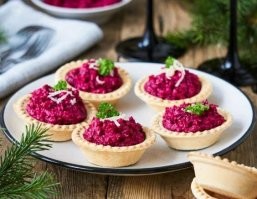 Рекомендую в тарталетках подавать