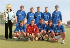 Нашу брестчанку добавьте)))).Как-никак директор рынка.