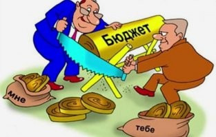 Самое интересное, что любую ель можно раздобыть гораздо дешевле.
Можно просто незаконно спилить ель в лесу и заплатить за это штраф до 300.000. рублей!
Экономия 12.700.000. рублей :)))))
.
За незаконную рубку лесных насаждений или самовольное выкапывание в лесах деревьев, кустарников, лиан предусмотрена административная ответственность по ст. 8.28 Кодекса Российской Федерации об административных правонарушениях. На виновное лицо может быть наложен штраф: на граждан в размере от 3-х до 4-х тысяч рублей; на должностных лиц - от 20 до 40 тысяч рублей; на юридических лиц - от 200 тысяч до 300 тысяч рублей.
.