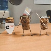 Что можно сделать из проволоки от шампанского