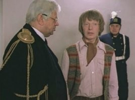 Альберт Леонидович признается, что были в его биографии и роли, за которые ему стыдно. Одна из таких – странствующий певец с гитарой Оскар в детском фильме «Расмус-бродяга» (1978), которую озвучивал за него Олег Даль. Актер вспоминает: «…меня пробовали нормально с моими неухоженными волосами, всклокоченная борода была наклеена. А потом почему-то, может редакторы заставили, режиссерша сделала из меня красавца. На меня надели парик белокурый, как потом выяснилось, от Дорониной. Шили на нее, но она забраковала. Можете себе представить. Накрасили мне ресницы. Ужас! И более того, еще меня озвучили Далем. Олег, когда меня встречал, ему было неловко несколько. А он звонко всегда разговаривает, а я такой мрачноватый, глуховатый. То есть смотреть я не могу на это». Возможно, Альберт Леонидович в чем-то прав, и роль во многом «не его», но многим зрителям картина, тем не менее, понравилась.