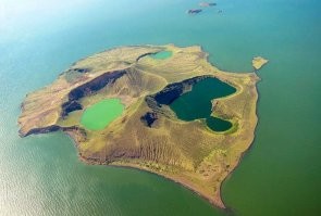 До этого служил на капустном яре , про службу не говорил до 96 года , к слову 4 пункции , и счетчики Гейгера дома и ампулы .