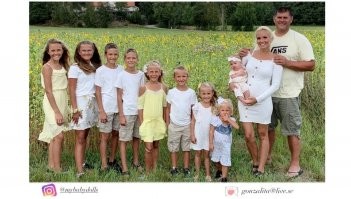 пока не ушёл вроде.
тётке респект.