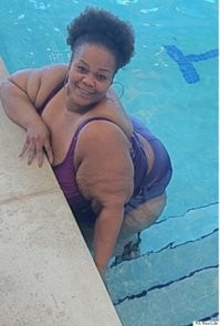 Обычно там там такие сидят.