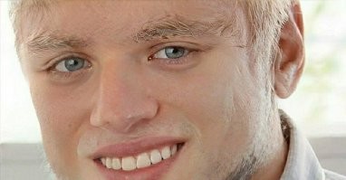 Чьёрт, мне слегка за 30, но я таких скриншотов из глаз уже как пару лет могу делать пачками. Значит, по логике, через 10 лет, ближе к 40, прогрессия остановится, верно? Верно? Да?