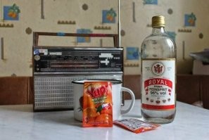 С "юппи" предпочтительнее "рояль" , а с "распутиным" - "аморетто".