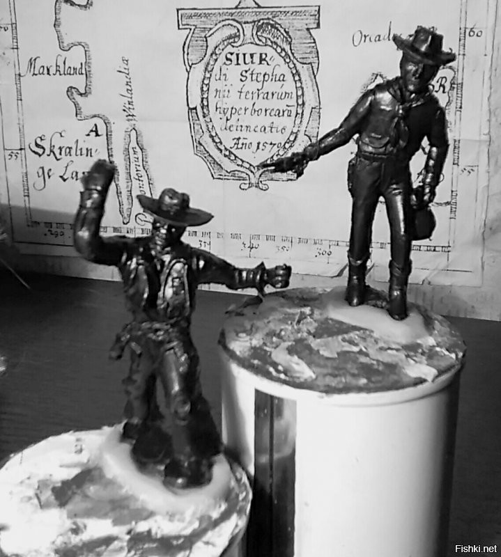 Хорошая серия у ЕК Кастинга, помаленьку коплю под последующую покраску.
Сейчас пока новорожденная отвлекает всё время, серьёзно красить нет ни времени ни сил. Так, для души, решил попробовать освежить мерзкую по качеству переливку старых добрых советских " ковбойцев и индейцев" или "ковбоев и инлеев" Может что получится)))