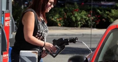 Есть женщины в таиландских селеньях... (отрывок из поэмы)